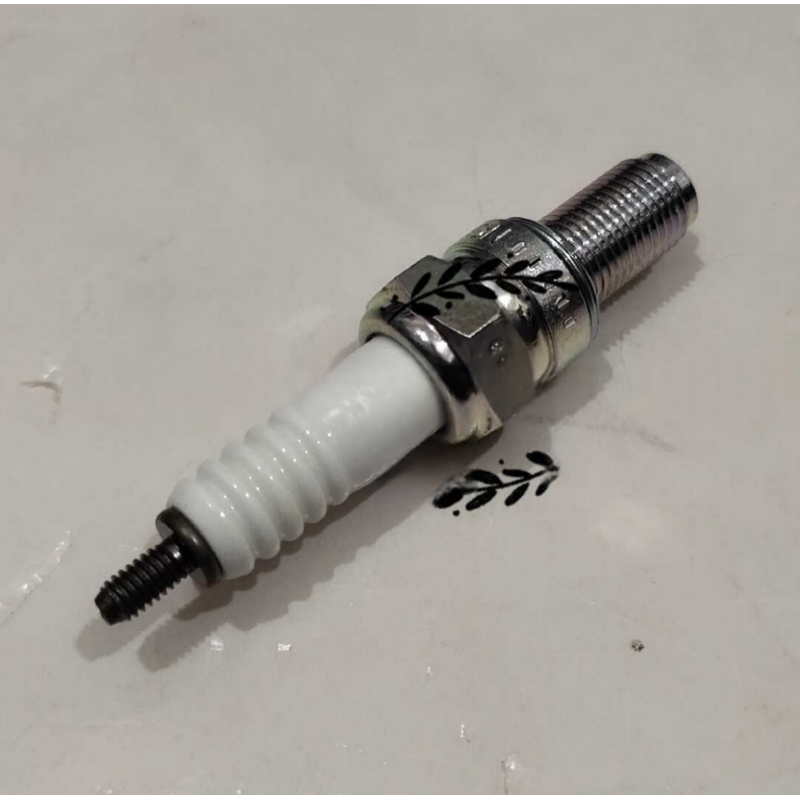Spark Plug  For Benelli Leonci - Motorcycle Spark Plug 评论和价格